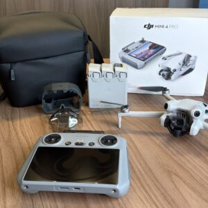 DJI Mini 4 Pro Combo Plus seminovo